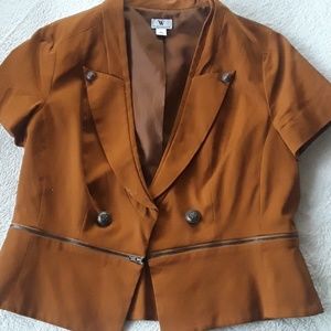 Brown short sleeve jacket